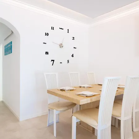 Lounge Garden Apartment *