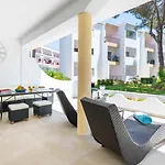 Lounge Garden *